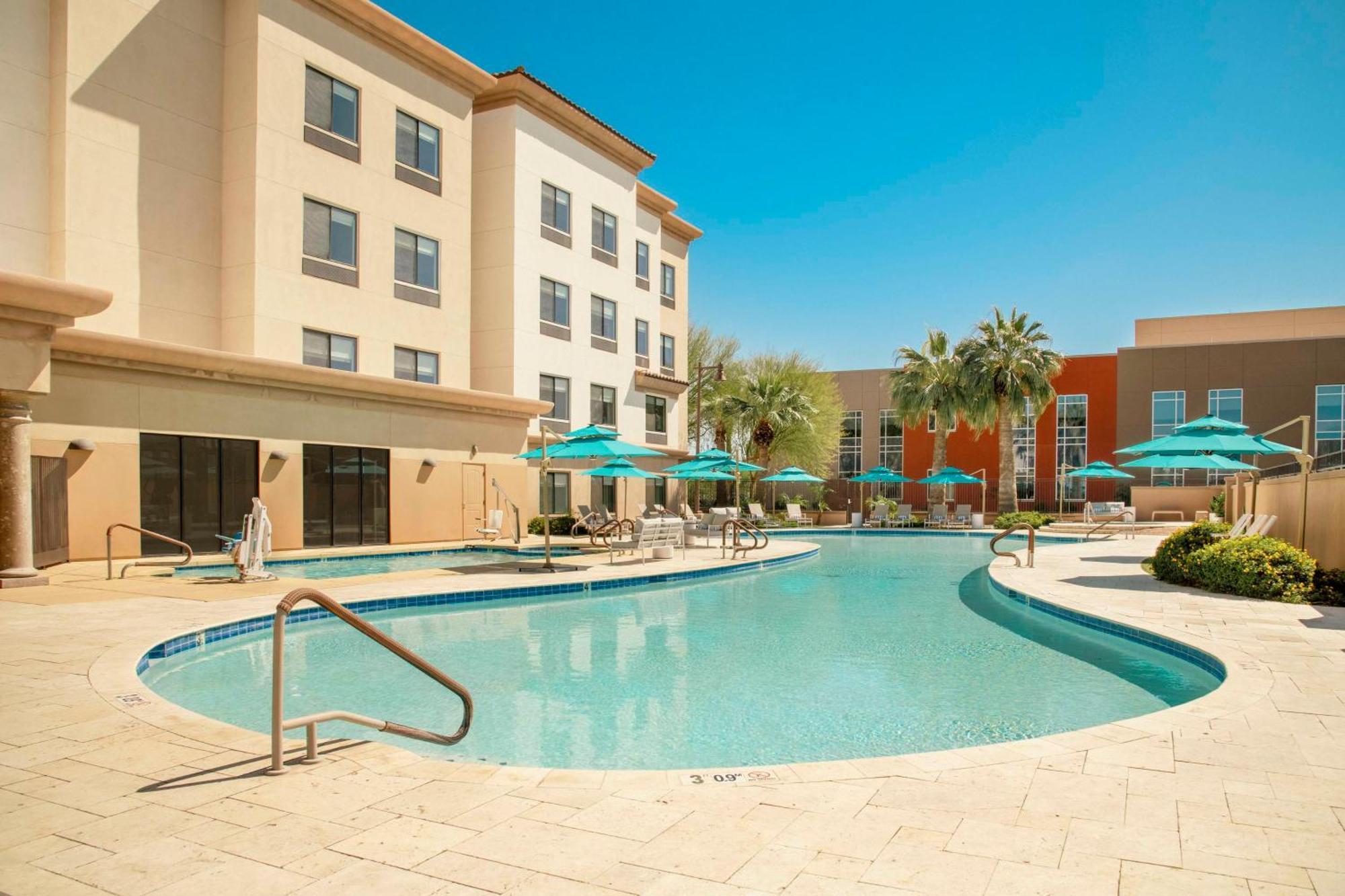 Doubletree By Hilton Phoenix-Gilbert Buitenkant foto